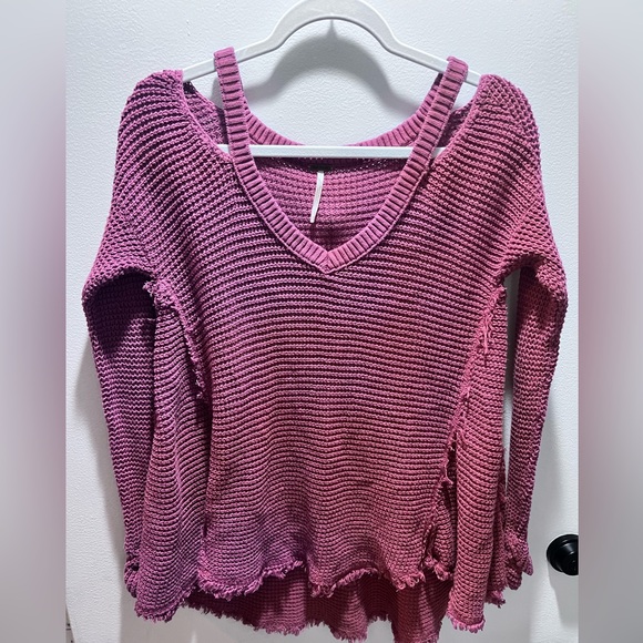 Free People sweater maroon Knit Sweater with Frayed Hem Sz XS EUC - Picture 2 of 7